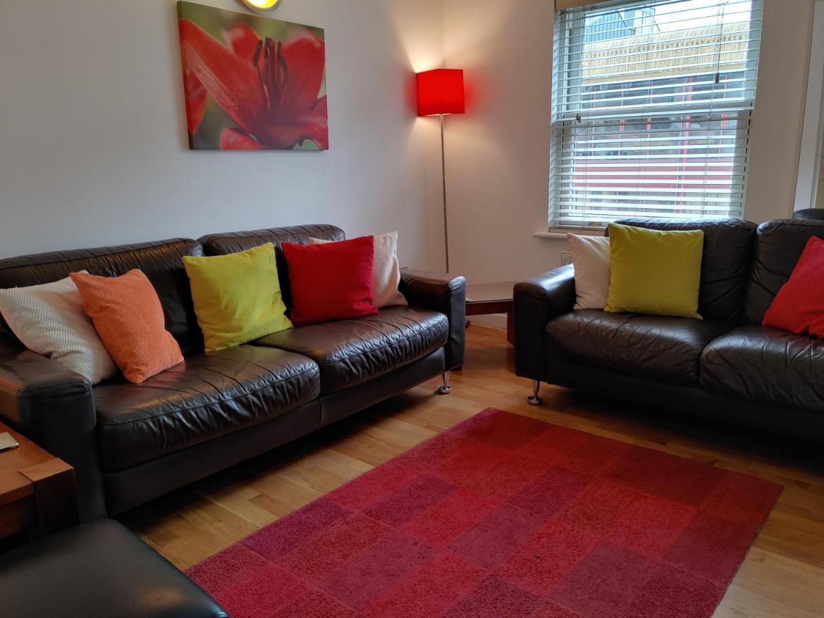 The Bath House Apartments - Free 1St Breakfast - Free Parking Exteriör bild