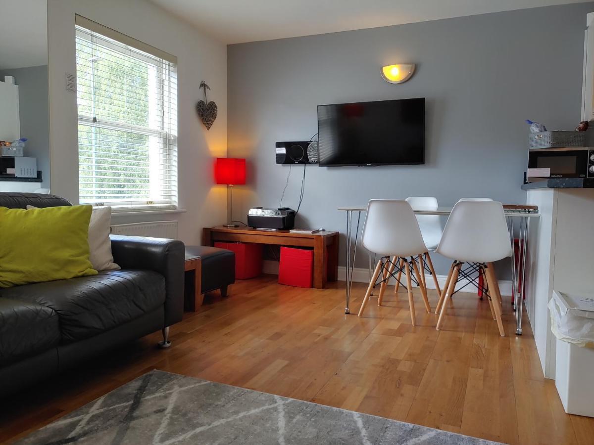 The Bath House Apartments - Free 1St Breakfast - Free Parking Exteriör bild