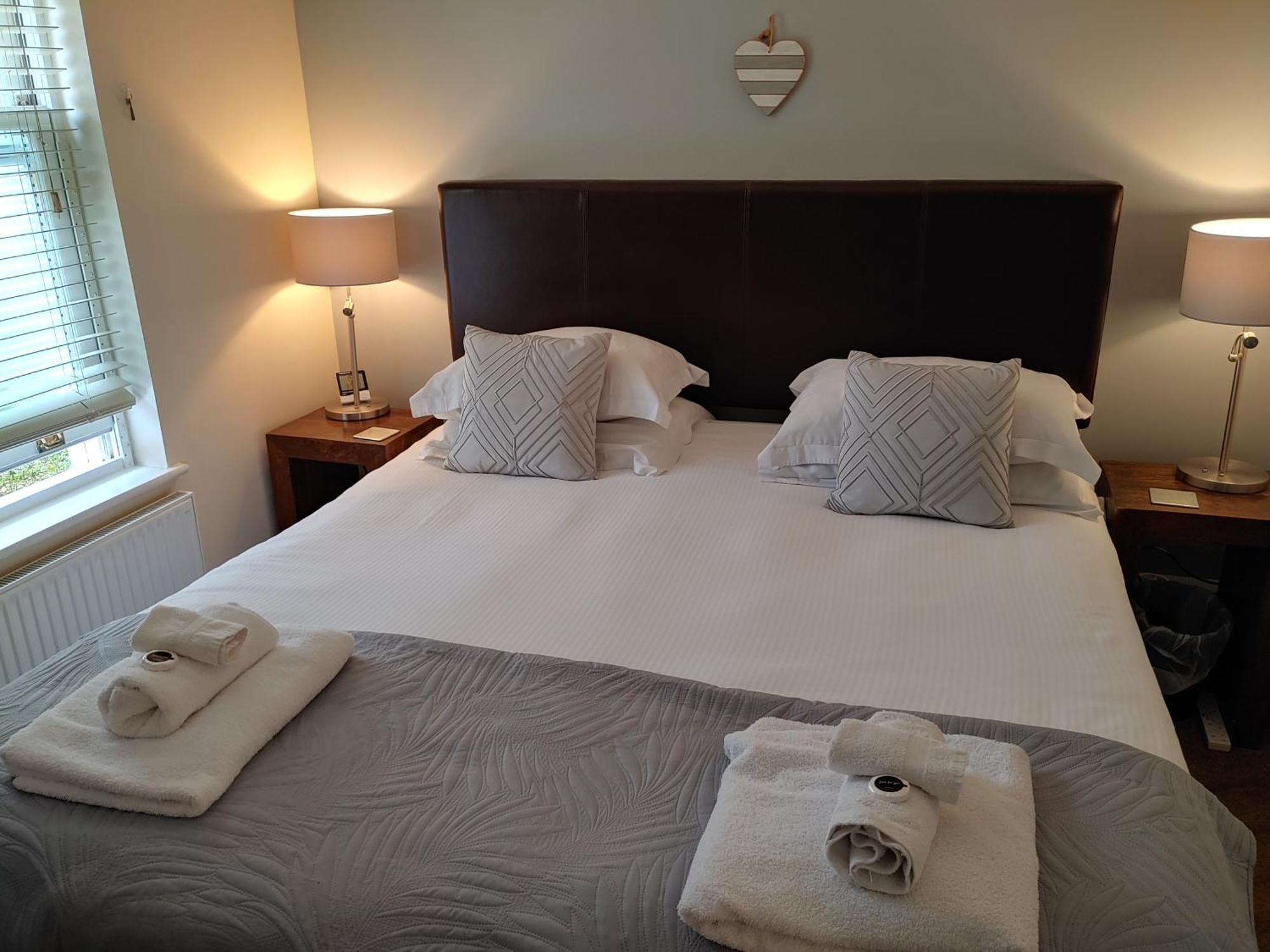 The Bath House Apartments - Free 1St Breakfast - Free Parking Exteriör bild