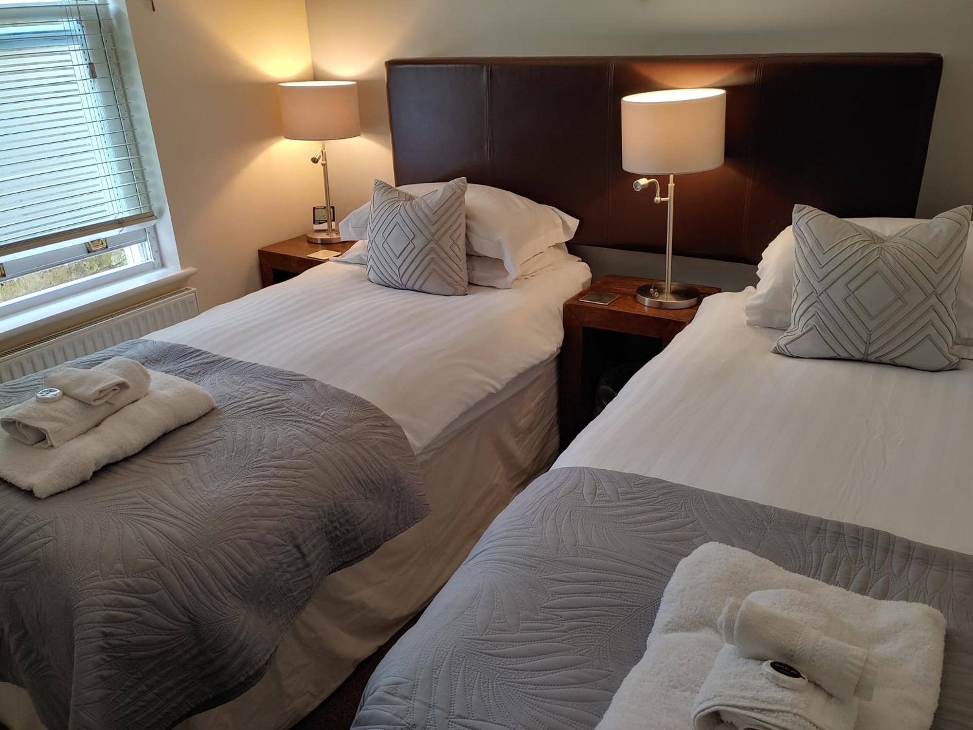The Bath House Apartments - Free 1St Breakfast - Free Parking Exteriör bild