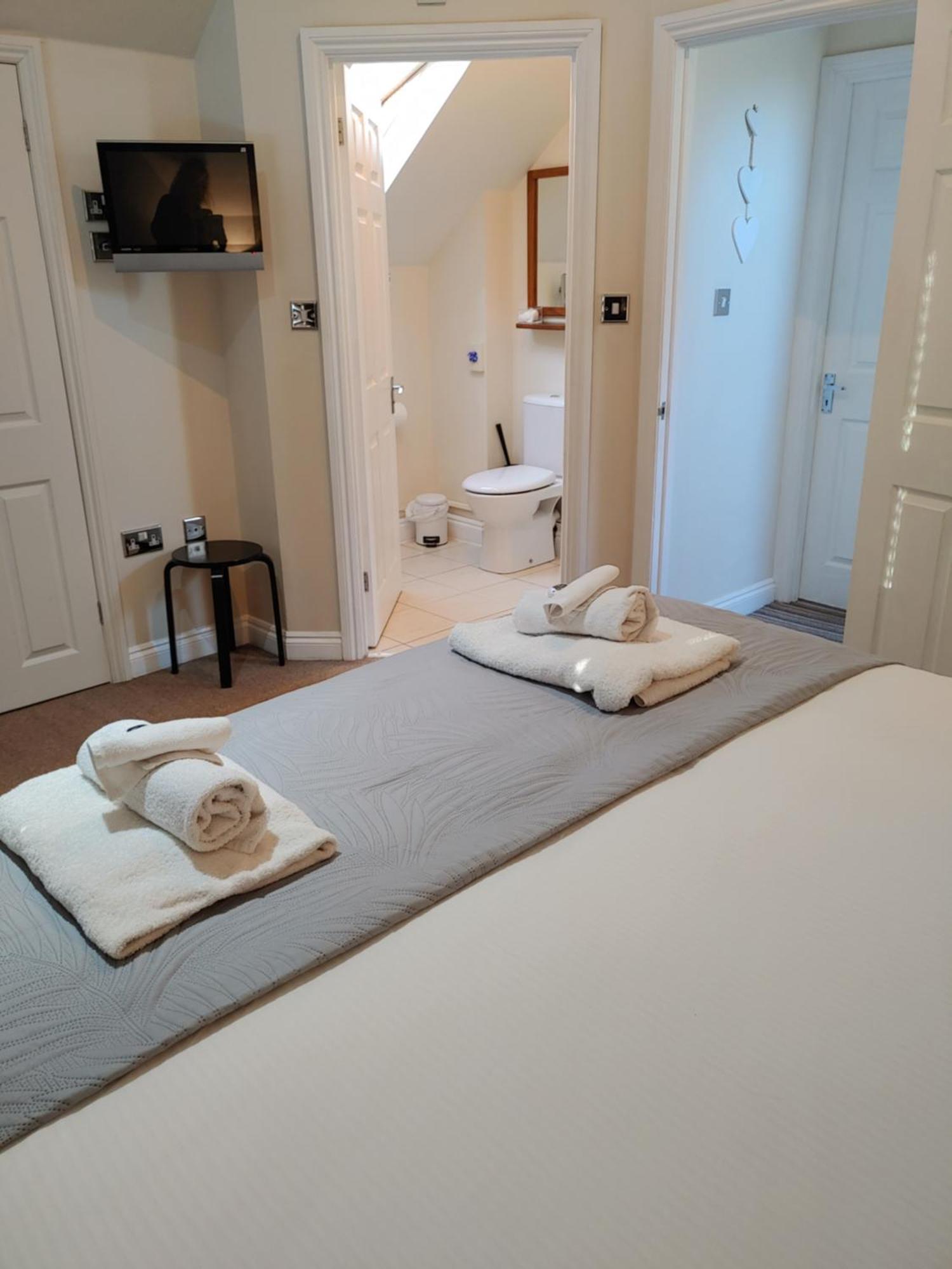 The Bath House Apartments - Free 1St Breakfast - Free Parking Exteriör bild